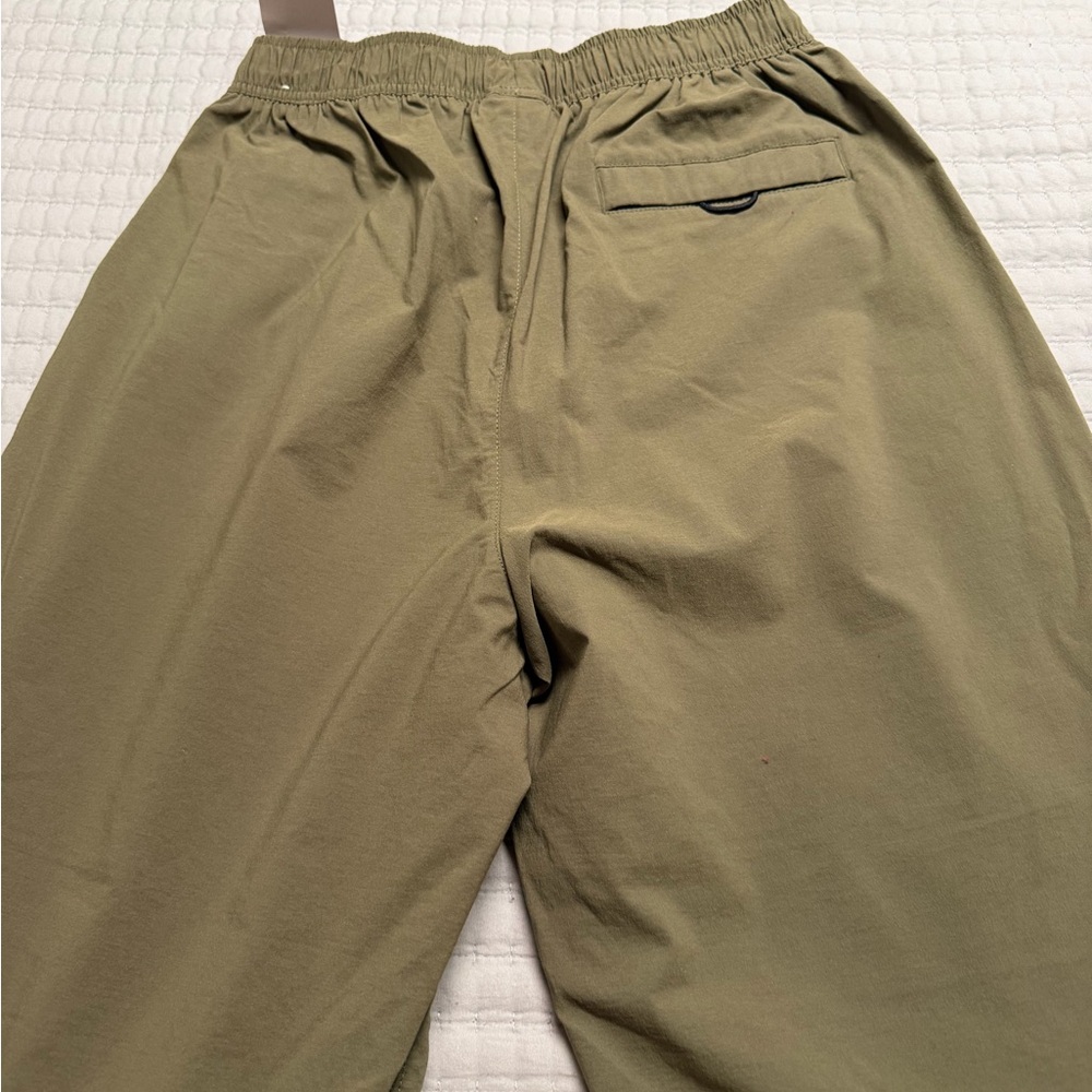 Nike Khaki Cargo Pants with Zippered Pockets - Picture 3 of 5